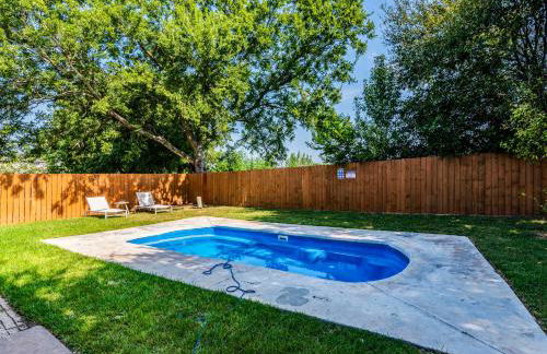 Urban Oasis North ATX , 5BR 2BA,Heated Pool - Foto 1