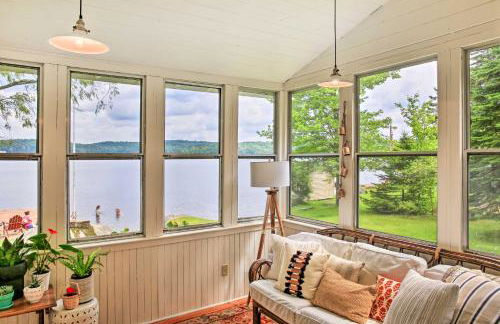 Authentic 1912 Adirondack Lake Camp with Fire Pit - Foto 7