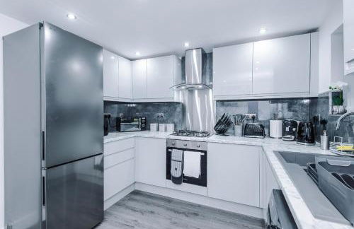 3BR Elegant House in Leeds Sleeps 6 Parking - Foto 66