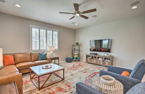 5 Mi to Surprise Stadium! Snowbird Escape with Pool - Foto 14