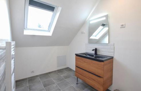 Nice Home In Quettehou With Kitchen - Foto 25