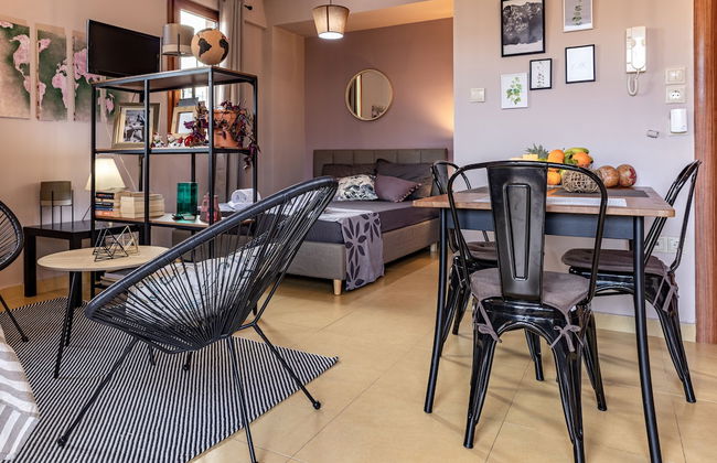 Amalia's Serendipity - City Lights & Mountain Vistas - Foto 8