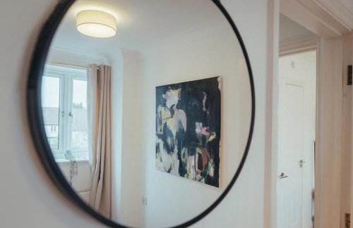 5 Bed Family Home- Free Parking - Foto 37