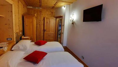 Bella Cortina - comodo al centro e impianti, con garage - Foto 4
