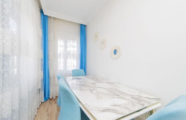 Capacious Flat With Terrace in Central Muratpasa - Photo 6