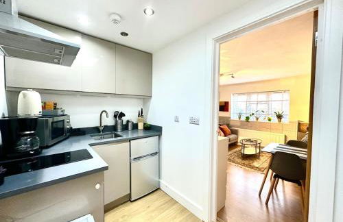 Family Studio Garden view 5min to Elizabeth Line - Foto 27