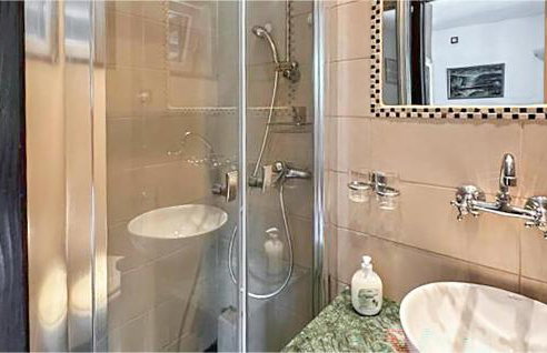 Awesome Apartment In Moscenicka Draga With Wifi - Foto 11