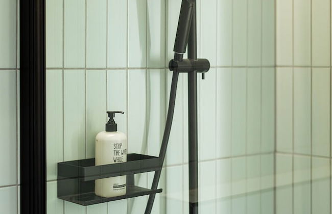 Urban Jungle Apartments - Photo 79