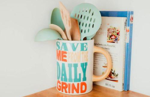 Walk to the Beach! Beach Passes | Games I King Bed - Foto 50