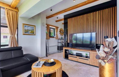 Lovely Home In Donja Stubica - Photo 4