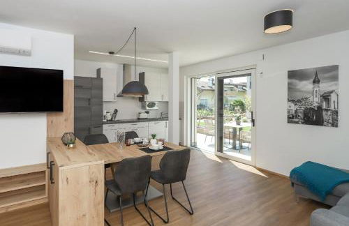 Justina 7 Apartments - Photo 33