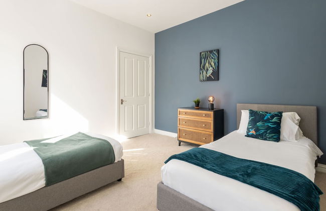 Host Stay Bond End - Photo 16