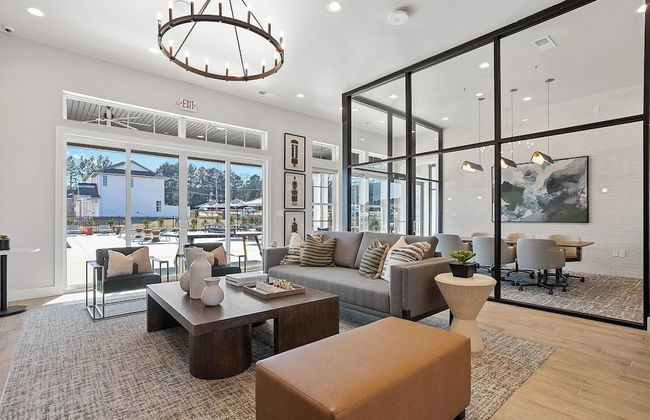 Landing Apartments Huntsville - Photo 2