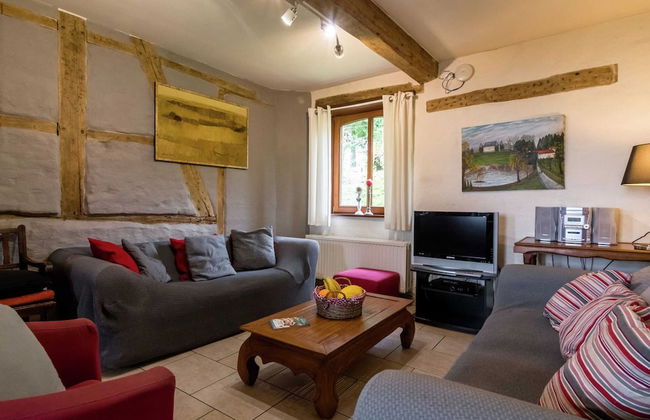 Pleasant Holiday Home With Garden in Ciney - Foto 15