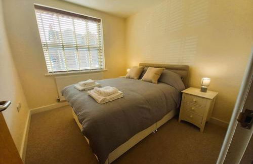 Comfortable and spacious 2 bedrooms Free parking - Foto 6