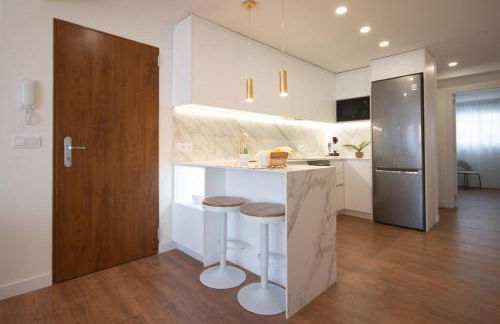 Apartamento nuevo en el Puerto a 10 min de la playa con balcón - Photo 28