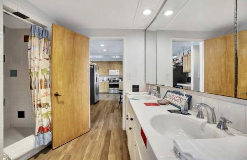 ON THE SAND!! Private Beach! OCEAN FRONT HOT TUB!! - Foto 16