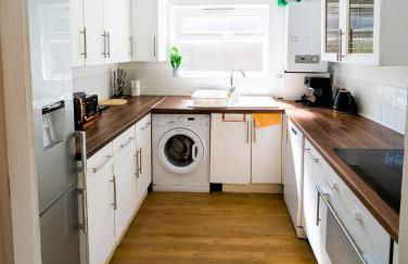 Cozy 2BR Flat Near Twickenham Stadium for Families - Foto 7