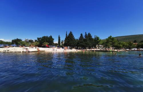 VILLA PUNTA BLAVA - Beachfront Family Villa with Sea View - no pets allowed - Foto 9