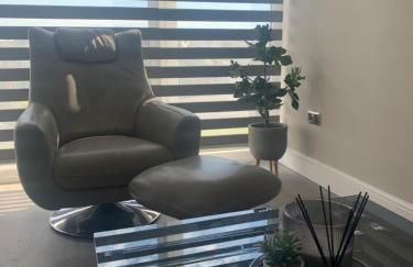 Willshaw Suites for families over 25 only - Foto 67