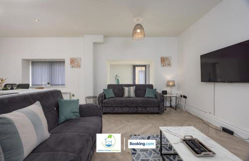 2 Bedroom Apartment By Green Haven Escapes Short Lets & Serviced Accommodation In Leeds with Free WiFi & Parking - Photo 5