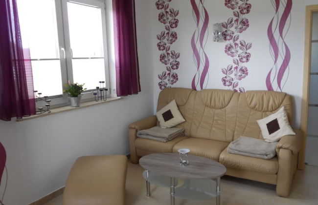 Spacious Apartment with Garden near Sea in Kröpelin - Photo 6