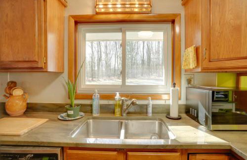 Hike and Ski Scenic Group Retreat in Wardensville - Foto 7