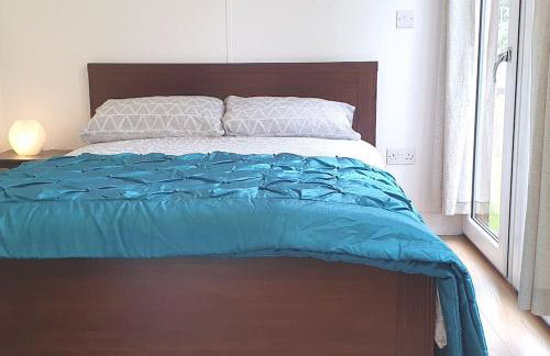 Private Self Contained Annex/Cabin - Photo 8