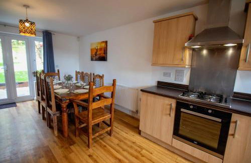 Augusta House - Andover - Photo 15