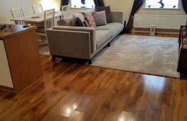 1 Bedroom luxury Flat Close to town center - Photo 2