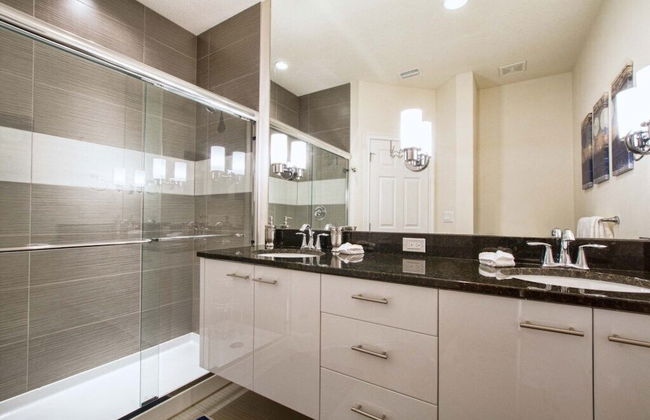 Beautiful House, Private Splash Pool, Balcony Off Master Suite, Free Wifi!!! 3 Bedroom Townhouse by RedAwning - Foto 17