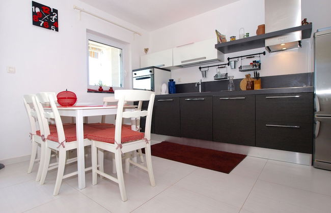 Apartment 1418 - Photo 17