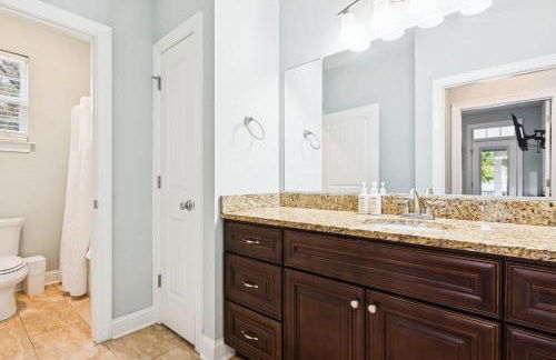 Sojourn Beautiful Family Home with Backyard in Ghent - Foto 46