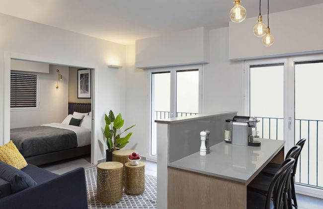 Mr. Katinsky - By TLV2GO - Foto 27