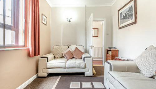 River Cottage - Photo 5