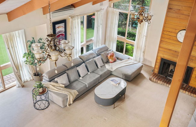 Stylish Retreat at Wheelers Hill 5BRM - Foto 22