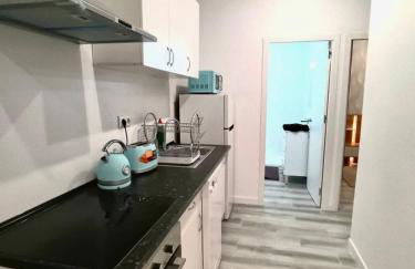 BOUTIQUE LUXURY City Center - Photo 16