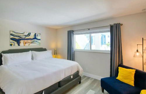 Dog friendly condo with beach access, hot tub, firepit - Foto 45