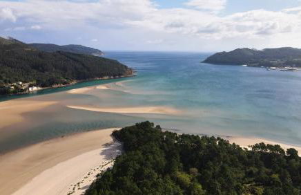 Apartamentos Ría do Barqueiro - Gran apartamento completo con terraza en O Barqueiro - Foto 32