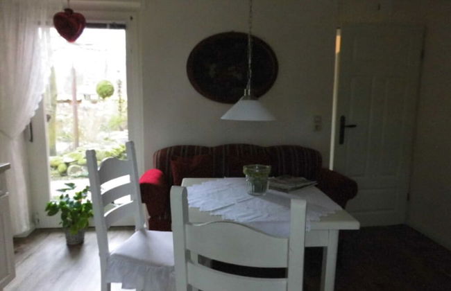 Dollhouse Modern Retreat - Foto 1