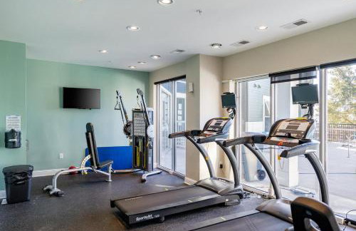 Landing Stylish 2BD Gym Clubhouse - Photo 40