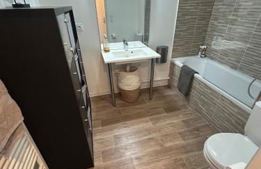 Superbe nid douillet 42m avec balcon et parking - Foto 24