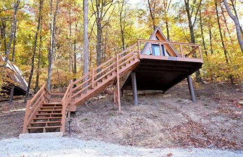 Romantic A-frame Cabin Ideal for Two by Tappan Lake in Ohio - Foto 10