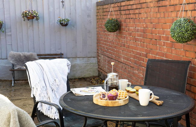 Chandlers Walk Modern Comfy Family Home in Exeter - Photo 39