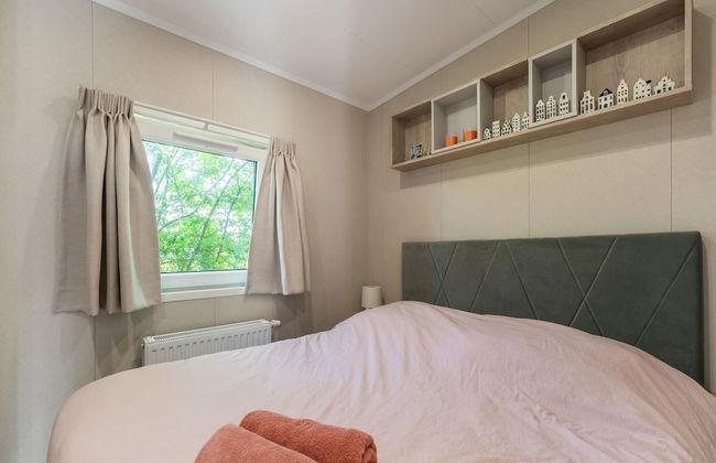 Luxury Chalet Near Ouddorp With Garden - Photo 5