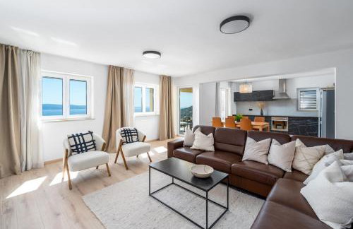 Villa Atopos with heated private pool, 5 bedrooms, Cinema room, panoramic sea views - Foto 29