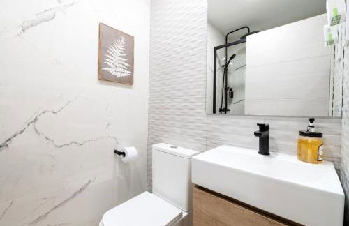 Apartamento Rosales Suites Lujo en el Centro - Photo 25