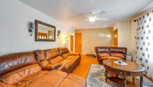 Family-Friendly Waterloo Abode with Deck! - Foto 5