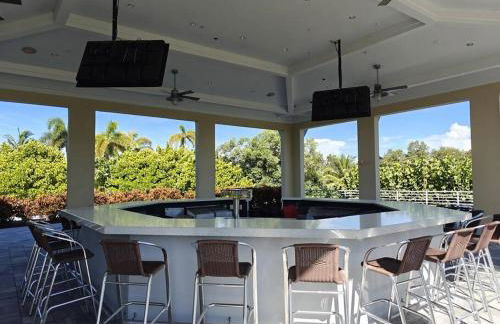 Paradise Awaits by Coastal Chic Vacations - Foto 50