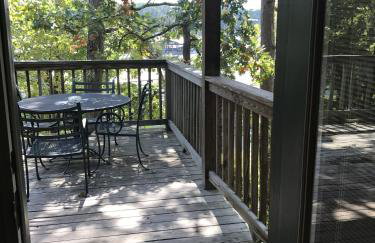 C11, Two bedroom, two bath log-sided, luxury Harbor North cottage with hot tub cottage - Foto 17